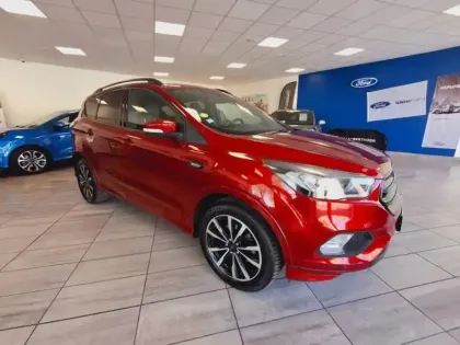 Photo 8 Ford Kuga  1.5 TDCi 120ch Stop&Start ST-Line 4x2 Euro6.2