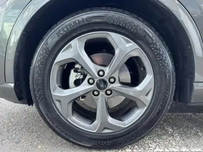 Photo 10 Ford Kuga  2.5 Duratec 180ch Hybrid FlexiFuel ST-Line Powershift