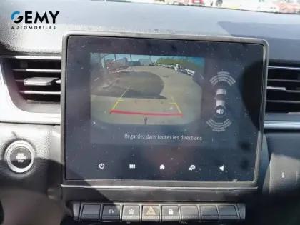 Photo 20 Renault Captur  E-Tech full hybrid 145