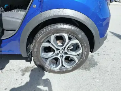 Photo 10 Renault Captur  E-Tech full hybrid 145