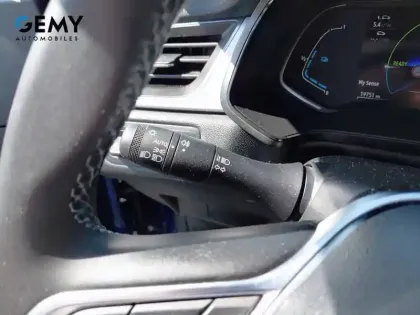 Photo 14 Renault Captur  E-Tech full hybrid 145