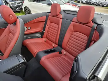 Photo 36 Mercedes Classe C  Cabriolet 220 d 9G-Tronic