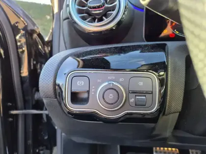 Photo 15 Mercedes Classe A Gén. IV (W177) Ph1 AMG Line 5