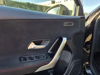 Photo 11 Mercedes Classe A Gén. IV (W177) Ph1 AMG Line 5