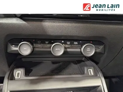 Photo 13 Citroën C4  Hybride 145 ch e-DCS6