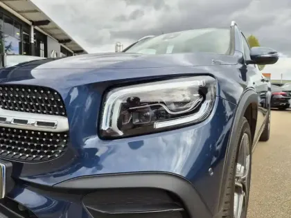 Photo 24 Mercedes GLB  200 d 8G-DCT