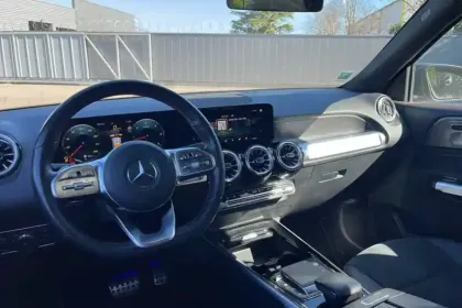 Photo 60 Mercedes GLB  200 d 8G-DCT