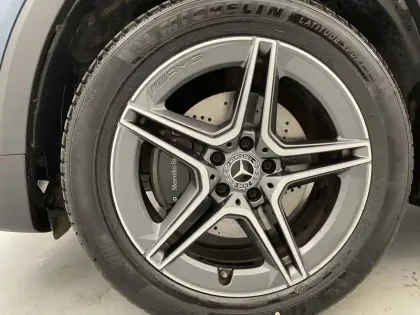 Photo 84 Mercedes GLB  200 d 8G-DCT