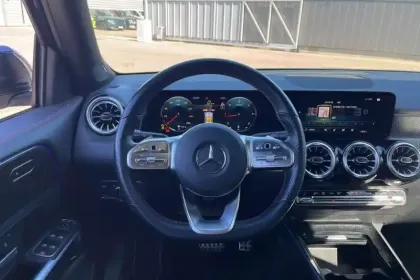 Photo 59 Mercedes GLB  200 d 8G-DCT