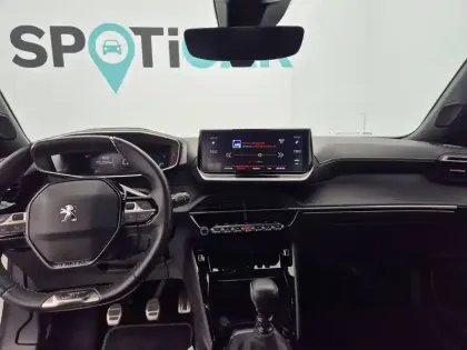 Photo 7 Peugeot 2008  PureTech 130 S&S BVM6