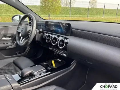 Photo 36 Mercedes Classe A  250 e 8G-DCT