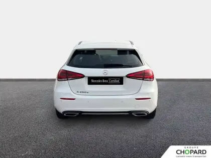 Photo 29 Mercedes Classe A  250 e 8G-DCT