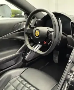 Photo 15 Ferrari Roma  V8 4.0 620ch