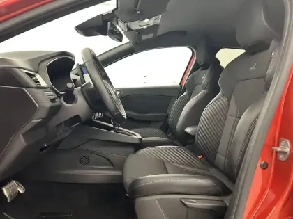 Photo 8 Renault Clio  E-Tech full hybrid 145