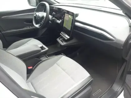 Photo 13 Renault Megane  E-Tech EV60 220 ch optimum charge