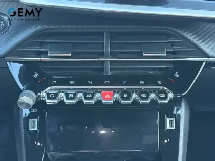 Photo 17 Peugeot 2008 Gén. II Ph1 NG GT 5