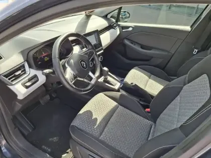 Photo 9 Renault Clio  E-Tech full hybrid 145