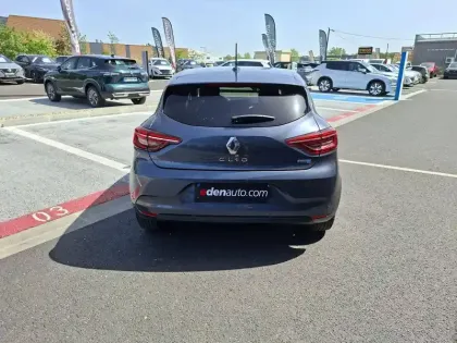 Photo 5 Renault Clio  E-Tech full hybrid 145