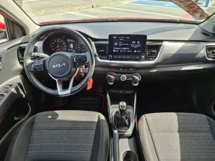 Photo 10 Kia Stonic  1.0 T-GDi 120 ch MHEV iBVM6