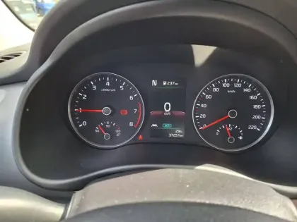 Photo 15 Kia Stonic  1.0 T-GDi 120 ch MHEV iBVM6