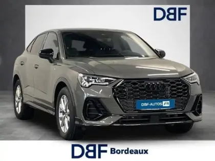 Photo 15 Audi Q3 35 TFSI 150 ch S tronic 7 S line plus