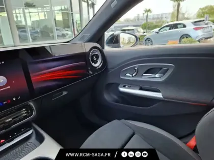 Photo 12 Mercedes CLA Gén. III (C174/C178) Ph1 Limited Edition 4