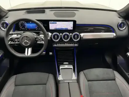 Photo 10 Mercedes GLB Gén. I (X247) Ph2 AMG Line 5