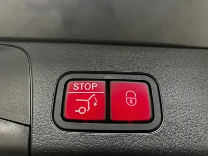 Photo 16 Mercedes GLB Gén. I (X247) Ph2 AMG Line 5