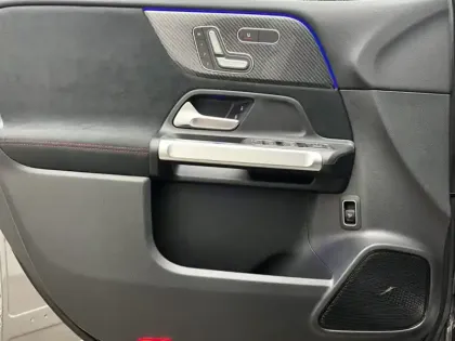 Photo 19 Mercedes GLB Gén. I (X247) Ph2 AMG Line 5