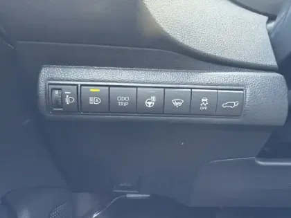 Photo 13 Toyota Corolla Hybride 1.8L 140h Design TS 140 CH D