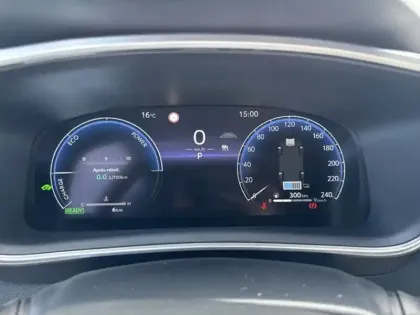 Photo 15 Toyota Corolla Hybride 1.8L 140h Design TS 140 CH D