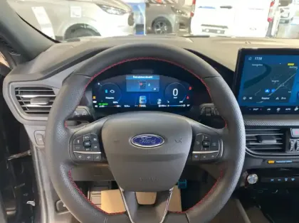 Photo 6 Ford Kuga Gén. III Ph2 ST-Line X 5