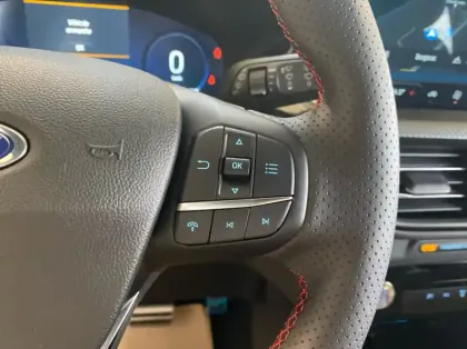 Photo 20 Ford Kuga Gén. III Ph2 ST-Line X 5