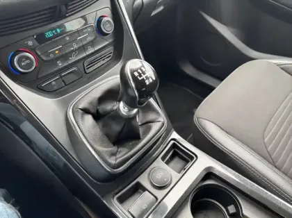 Photo 7 Ford Kuga Gén. II Ph2 Titanium 5