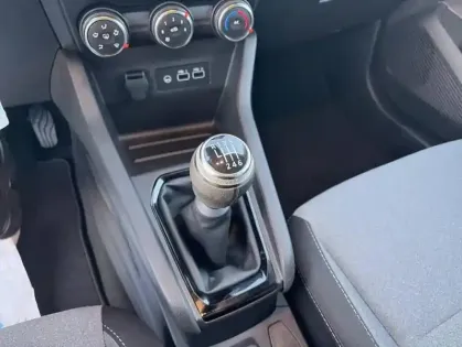 Photo 12 Renault Clio TCe 90 ch Generation 5p