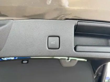 Photo 18 Ford Kuga Gén. III Ph2 ST-Line X 5