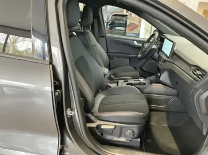 Photo 26 Ford Kuga Gén. III Ph2 ST-Line X 5