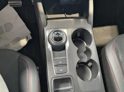 Photo 7 Ford Kuga Gén. III Ph2 ST-Line X 5