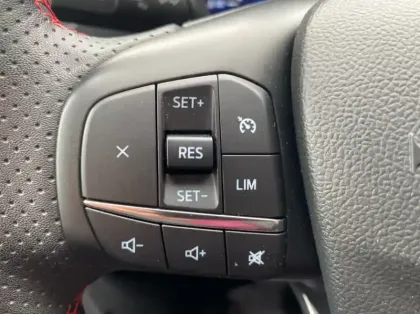 Photo 16 Ford Kuga Gén. III Ph1 ST-Line 5