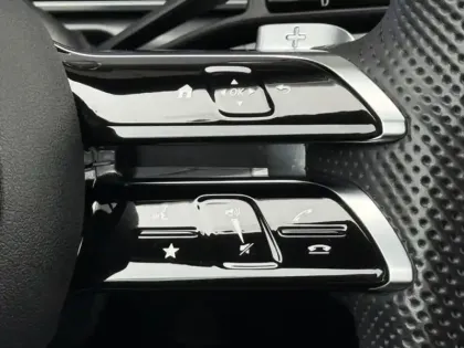 Photo 25 Mercedes Classe C Gén. V (W206) Ph1 AMG Line 4