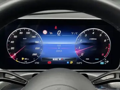 Photo 28 Mercedes Classe C Gén. V (W206) Ph1 AMG Line 4