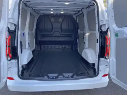 Photo 10 Ford Custom Gén. II Ph1 Limited 1