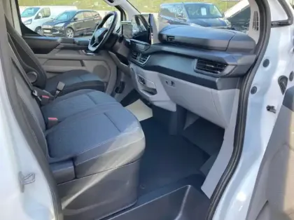 Photo 26 Ford Custom Gén. II Ph1 Limited 1