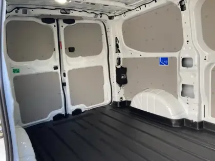 Photo 28 Ford Custom Gén. II Ph1 Limited 1