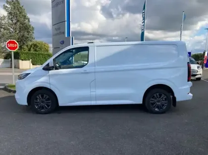 Photo 23 Ford Custom Gén. II Ph1 Limited 1