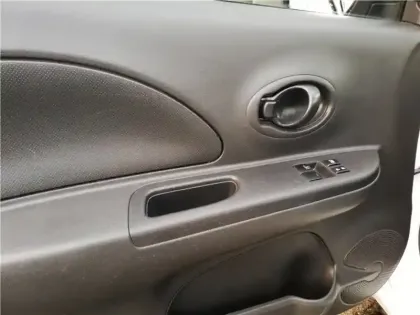 Photo 14 Nissan Micra Gén. IV (K13) Ph2 Visia 5