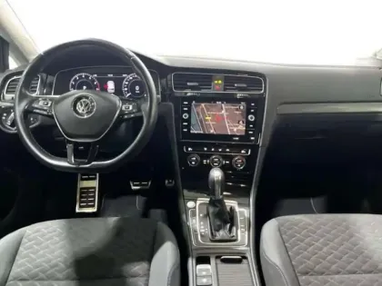 Photo 7 Volkswagen Golf Gén. VII Ph2 Connect 5