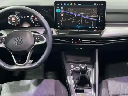 Photo 9 Volkswagen Golf Gén. VIII Ph2 VW Edition 5