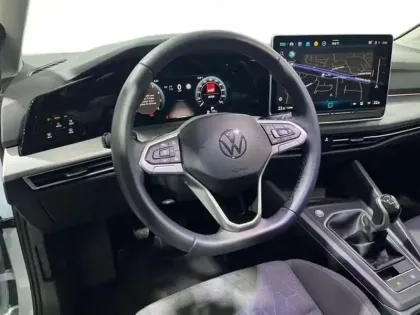 Photo 8 Volkswagen Golf Gén. VIII Ph2 VW Edition 5