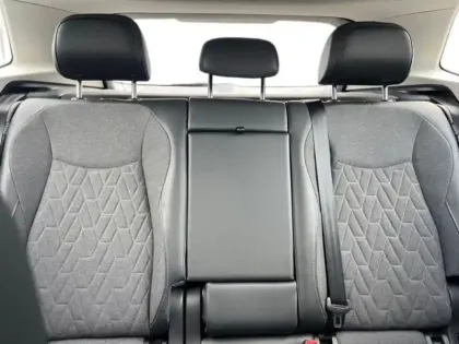 Photo 6 Volkswagen Tiguan NOUVEAU 2.0 TDI 150CH DSG7 LIFE P